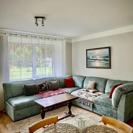 Apartamento Vormsi Ohvitseride Maja Korter Nr 2 Hullo